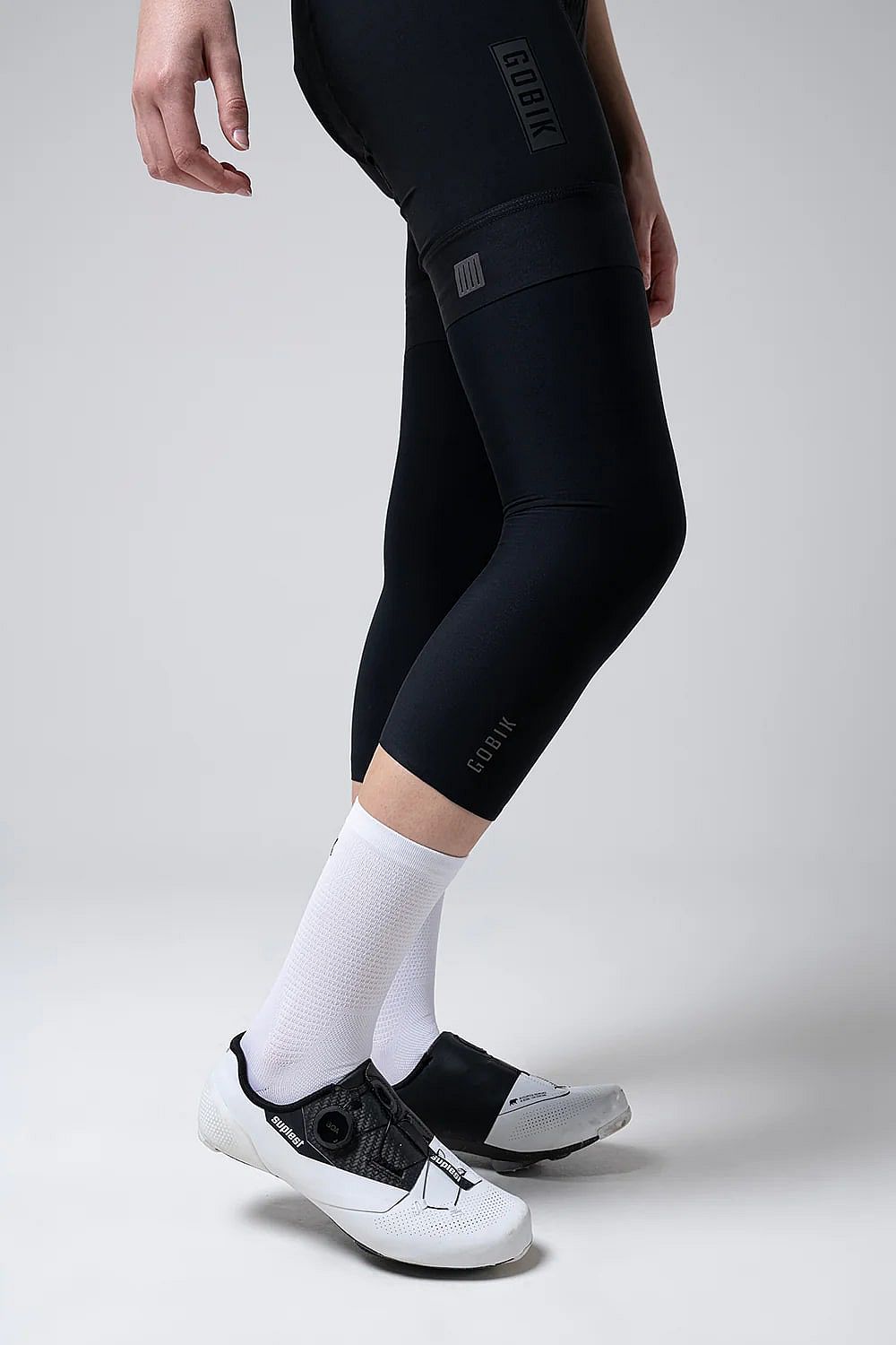 115641-Gobik-Haru-2.0-beenwarmers-zwart-unisex-afbeelding-6