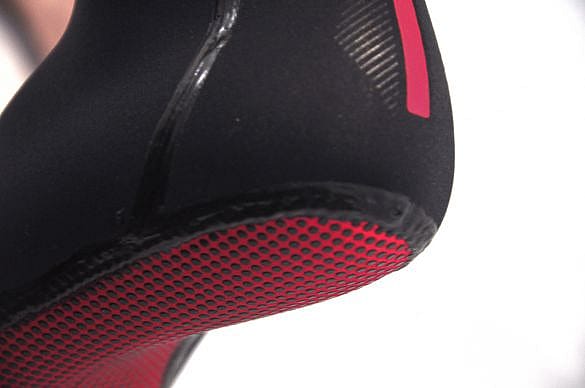 43017-Zone3-Neopreen-heat-tech-zwemsokken-afbeelding-4