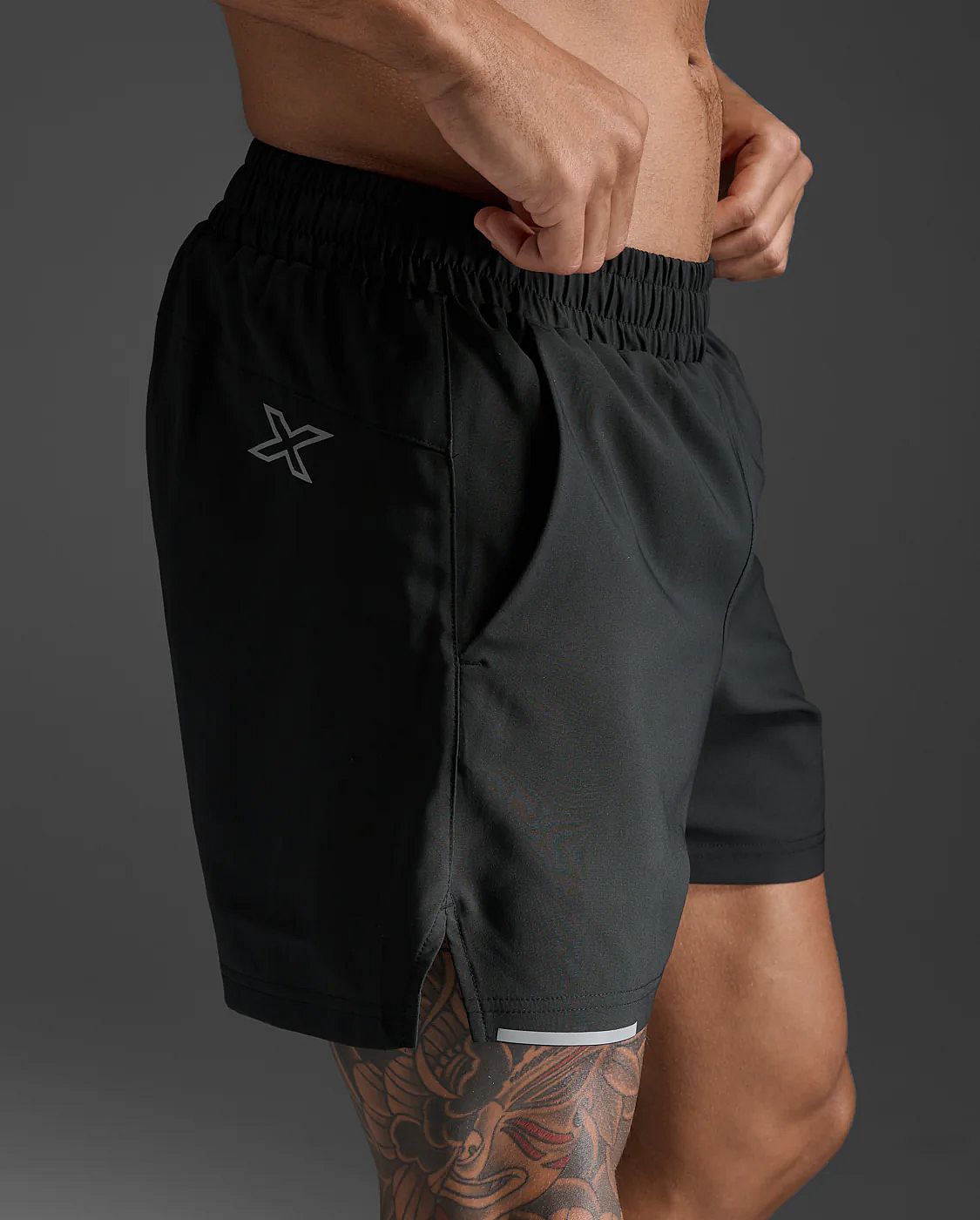 113629-2XU-Aero-5-Inch-Shorts-BlackSilver-Reflective-Heren-afbeelding-6