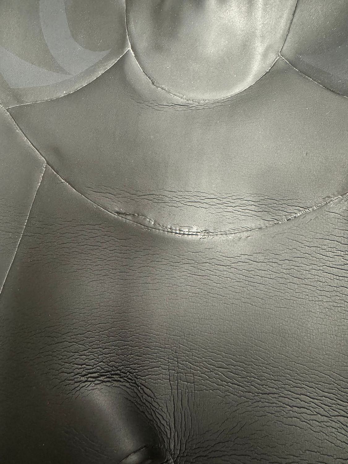 121724-BTTLNS-Triton-1.0-mouwloos-gebruikt-wetsuit-heren-ML-afbeelding-2