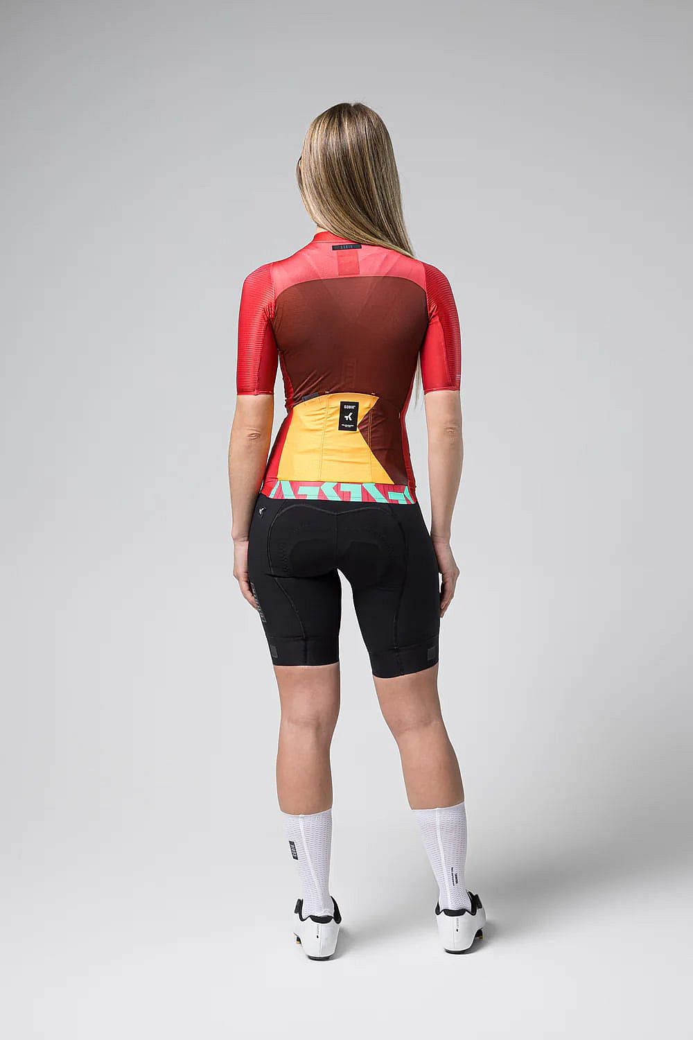 114304-Gobik-Attitude-2.0-fietsshirt-korte-mouw-barberry-dames-afbeelding-4