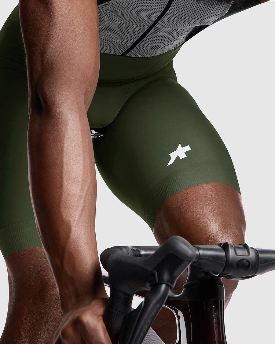 123601-Assos-Mille-GT-Bib-Short-S11-Moss-Green-heren-afbeelding-7