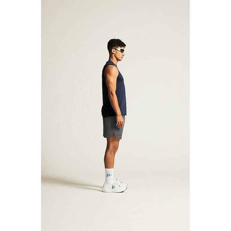 120150-Craft-ADV-Essence-2-hardloopshirt-mouwloos-donkerblauw-heren-afbeelding-4