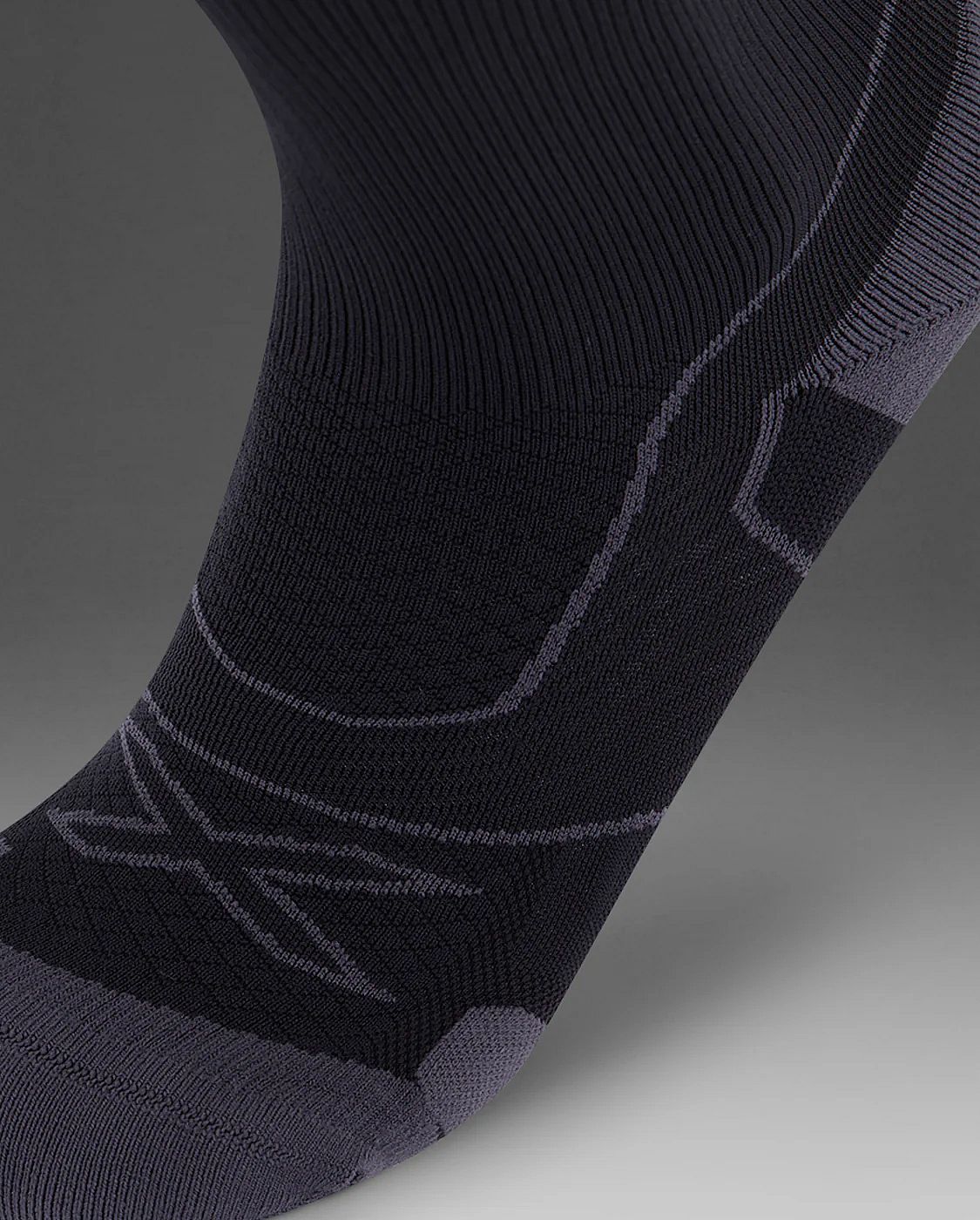 113864-2XU-Vectr-Cushion-Crew-hardloopsokken-BlackTitanium-unisex-afbeelding-3