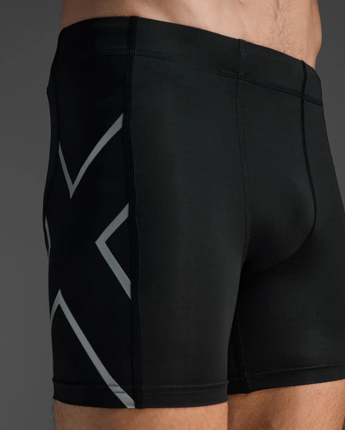 113484-2XU-Core-Compression-12-Shorts-BlackSilver-Heren-afbeelding-4