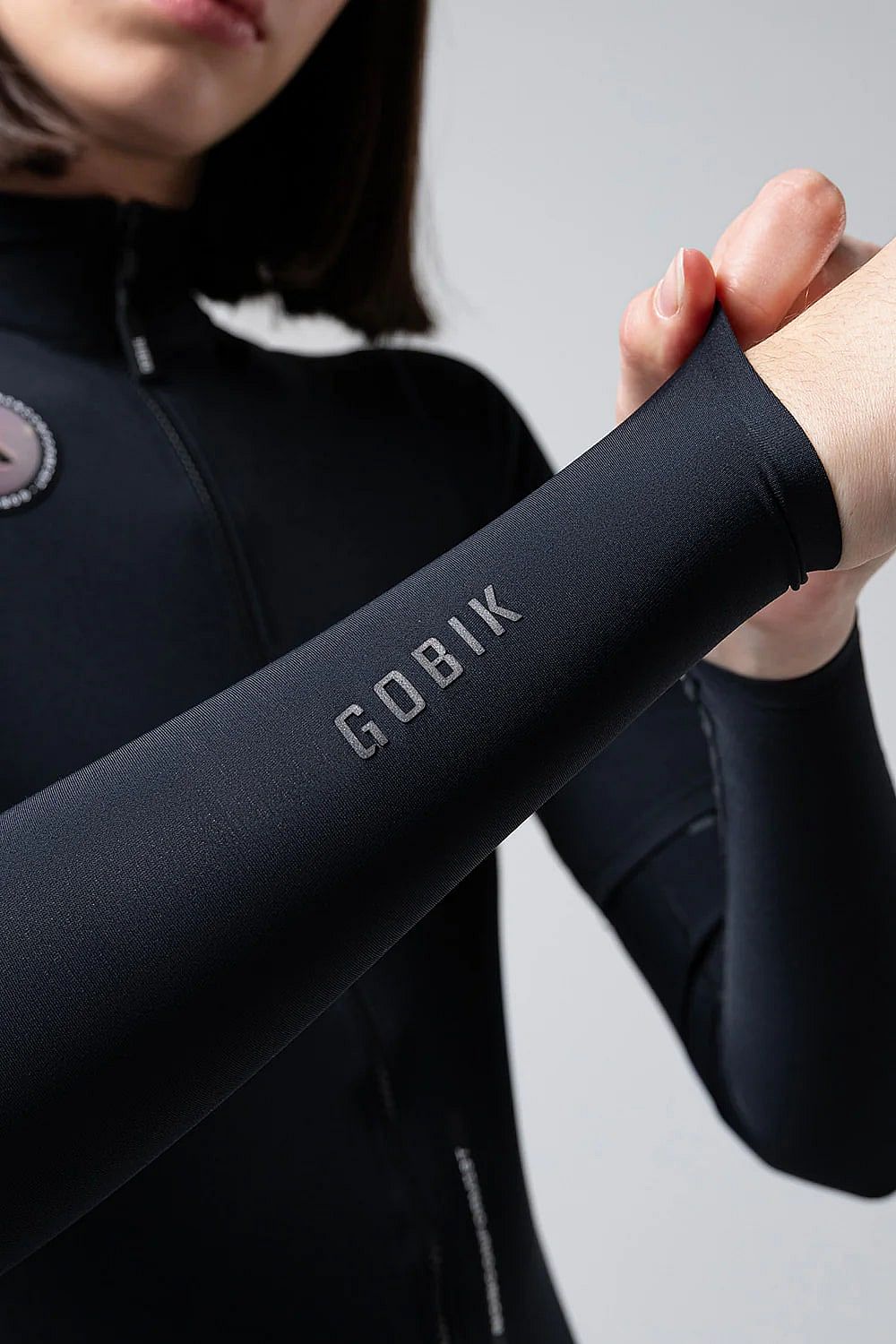 114072-Gobik-Thermal-Armwarmer-Kaba-2.0-Unisex-Zwart-afbeelding-4