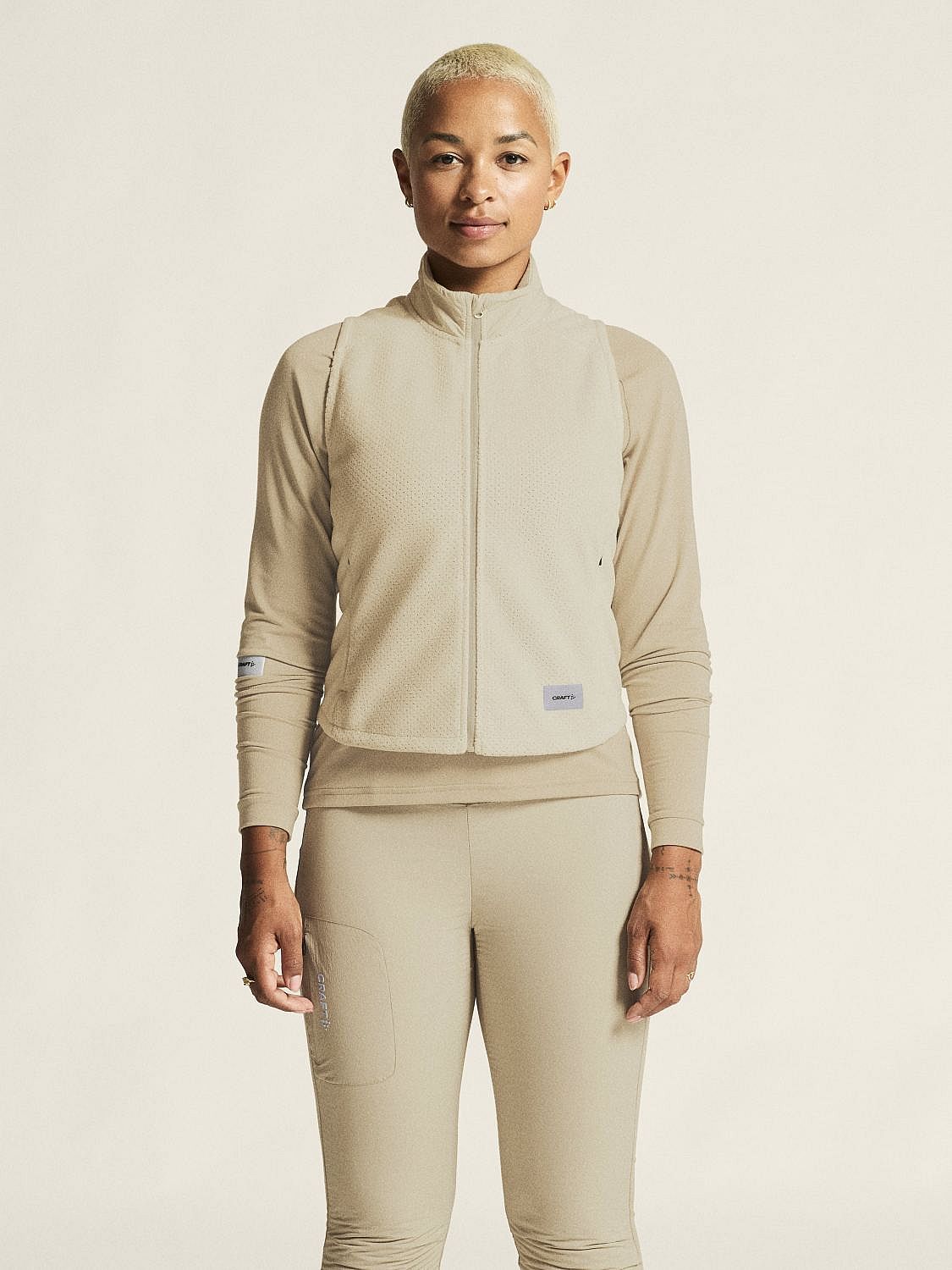 121216-Craft-Subz-Fleece-hardloopvest-mouwloos-beige-dames-afbeelding-5