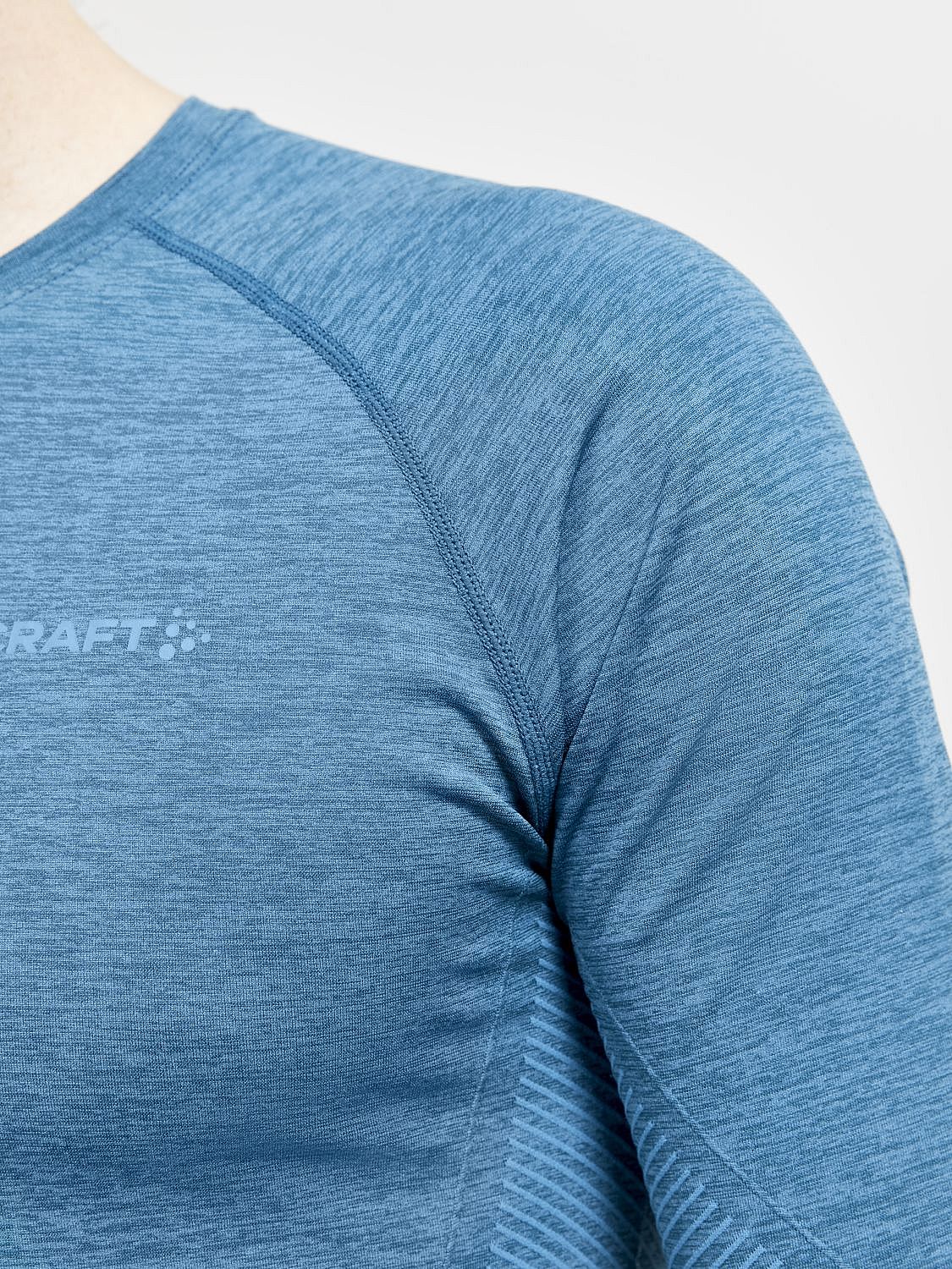 80971-Craft-Core-dry-active-comfort-shirt-lange-mouw-blauw-heren-afbeelding-6