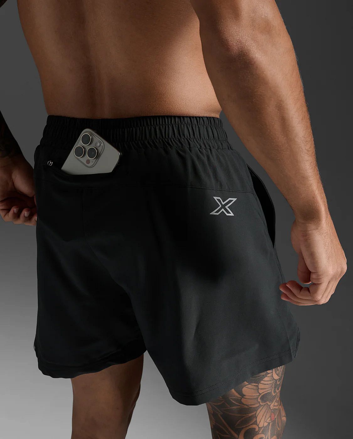 113631-2XU-Aero-5-Inch-Shorts-BlackSilver-Reflective-Heren-afbeelding-5