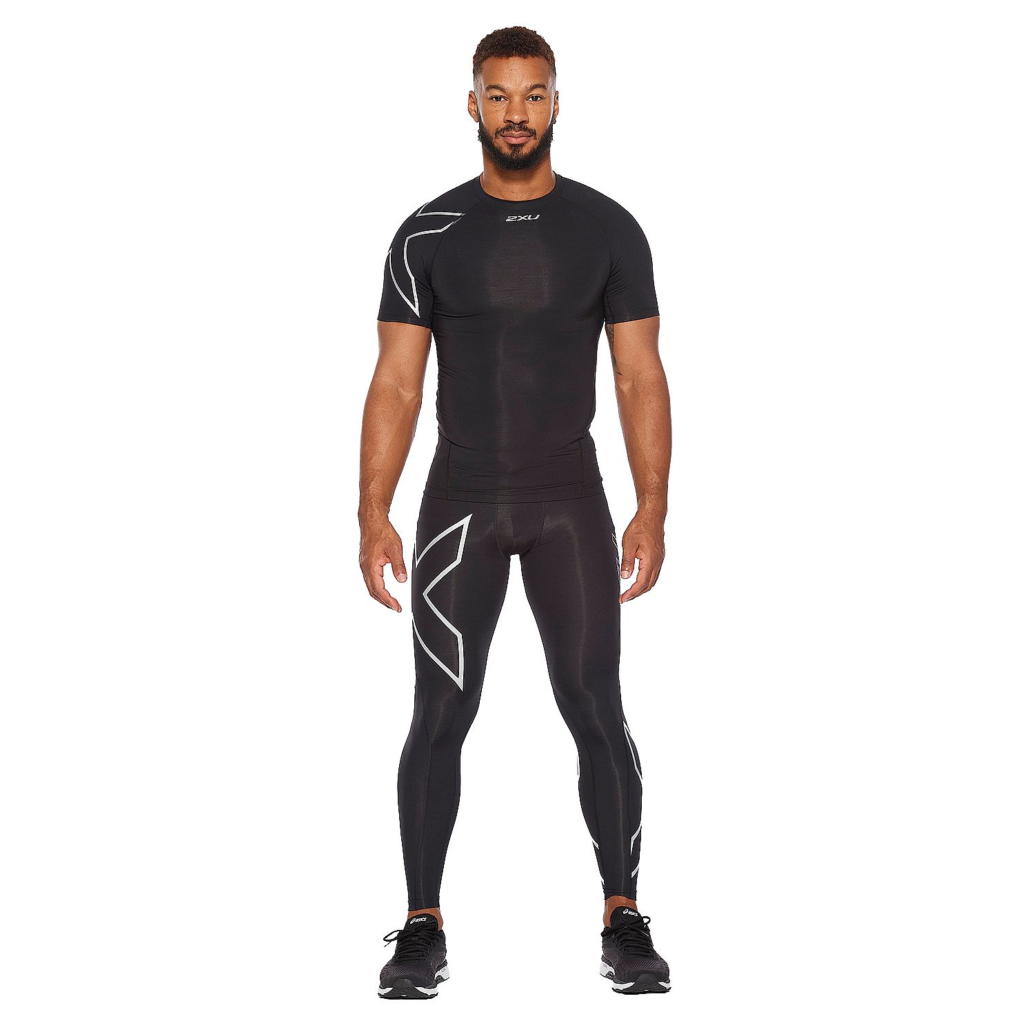 141812-2XU-Core-Compression-hardloopshirt-korte-mouw-BlackSilver-heren-afbeelding-1