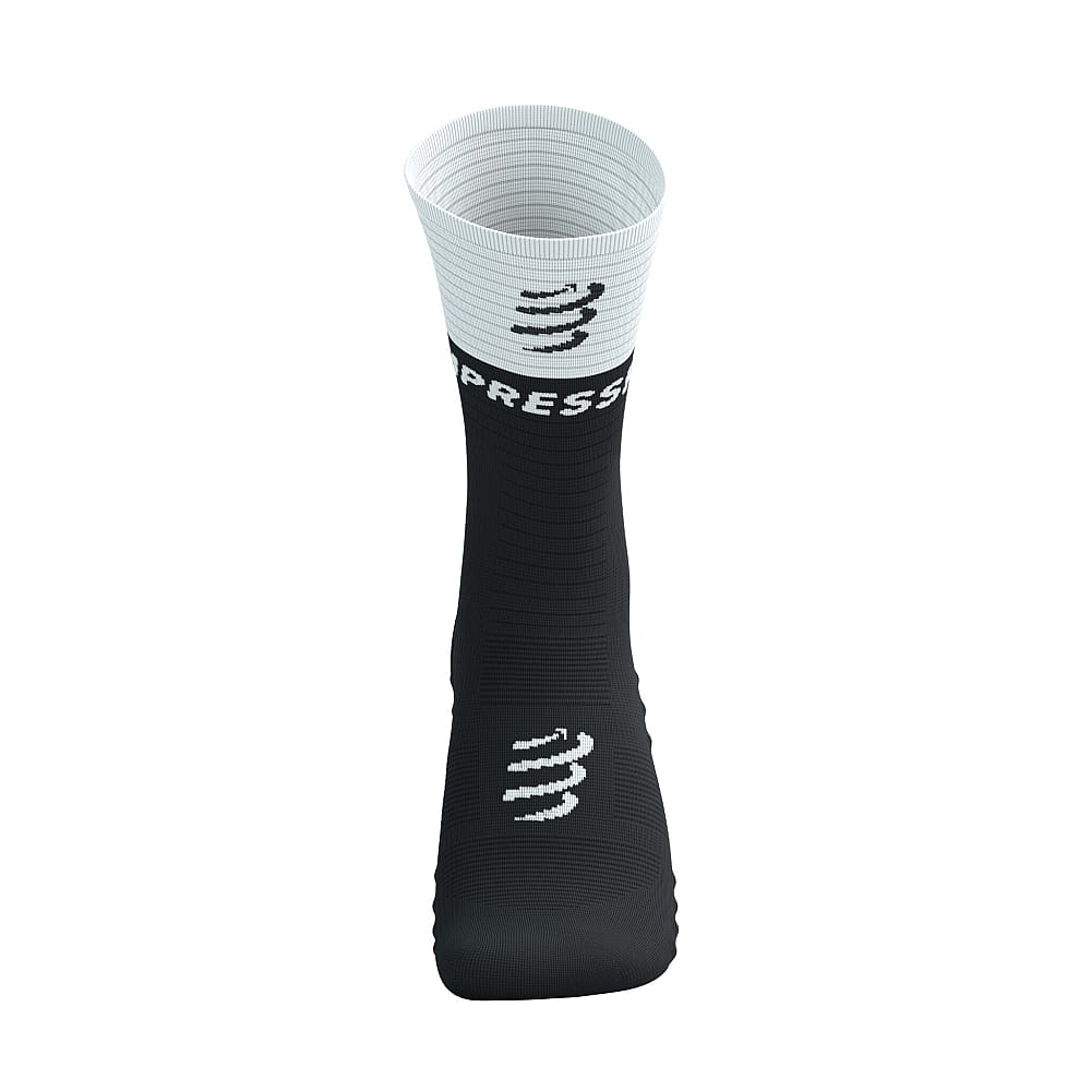 116054-Compressport-Mid-compression-socks-v2.0-zwartwit-afbeelding-3