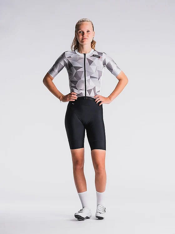 117991-Fusion-fietsbroek-kort-zwart-dames-afbeelding-7