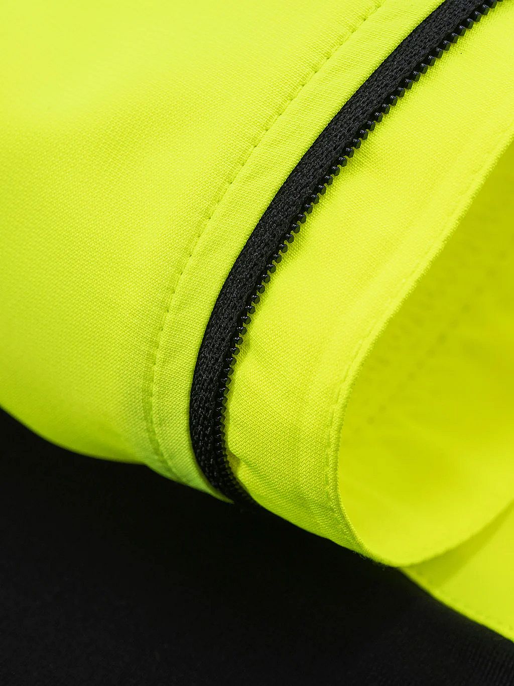 94507-Fusion-S1-Run-Jacket-geel-dames-afbeelding-5