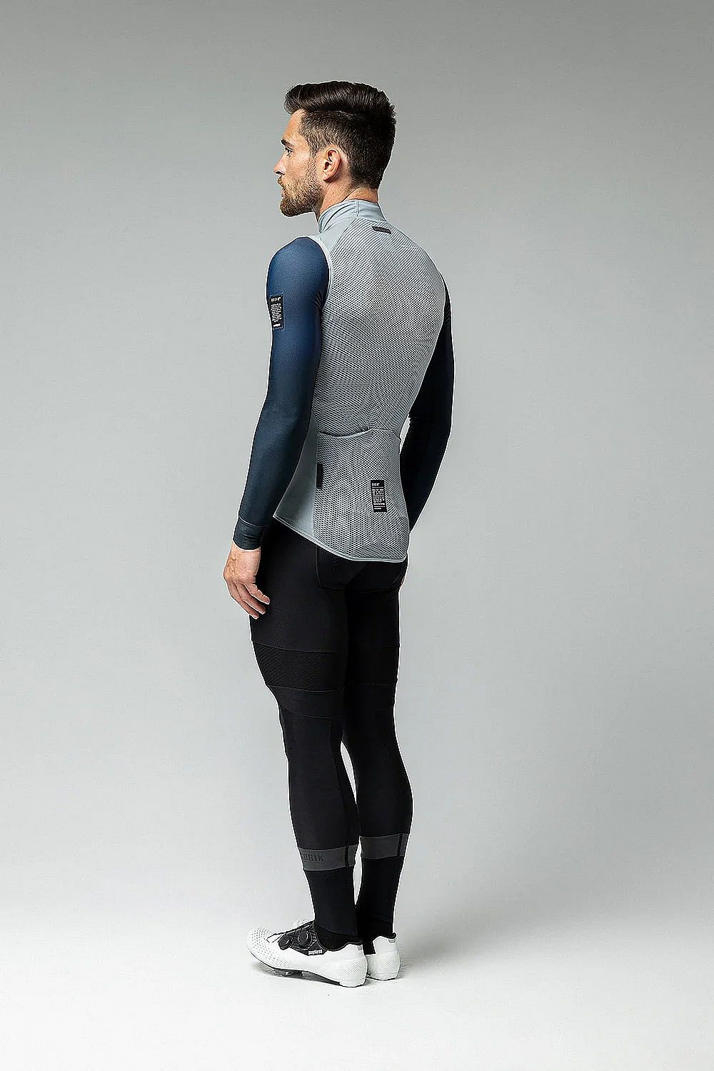 115110-Gobik-Plus-2.0-fietsvest-mouwloos-hakone-heren-afbeelding-4