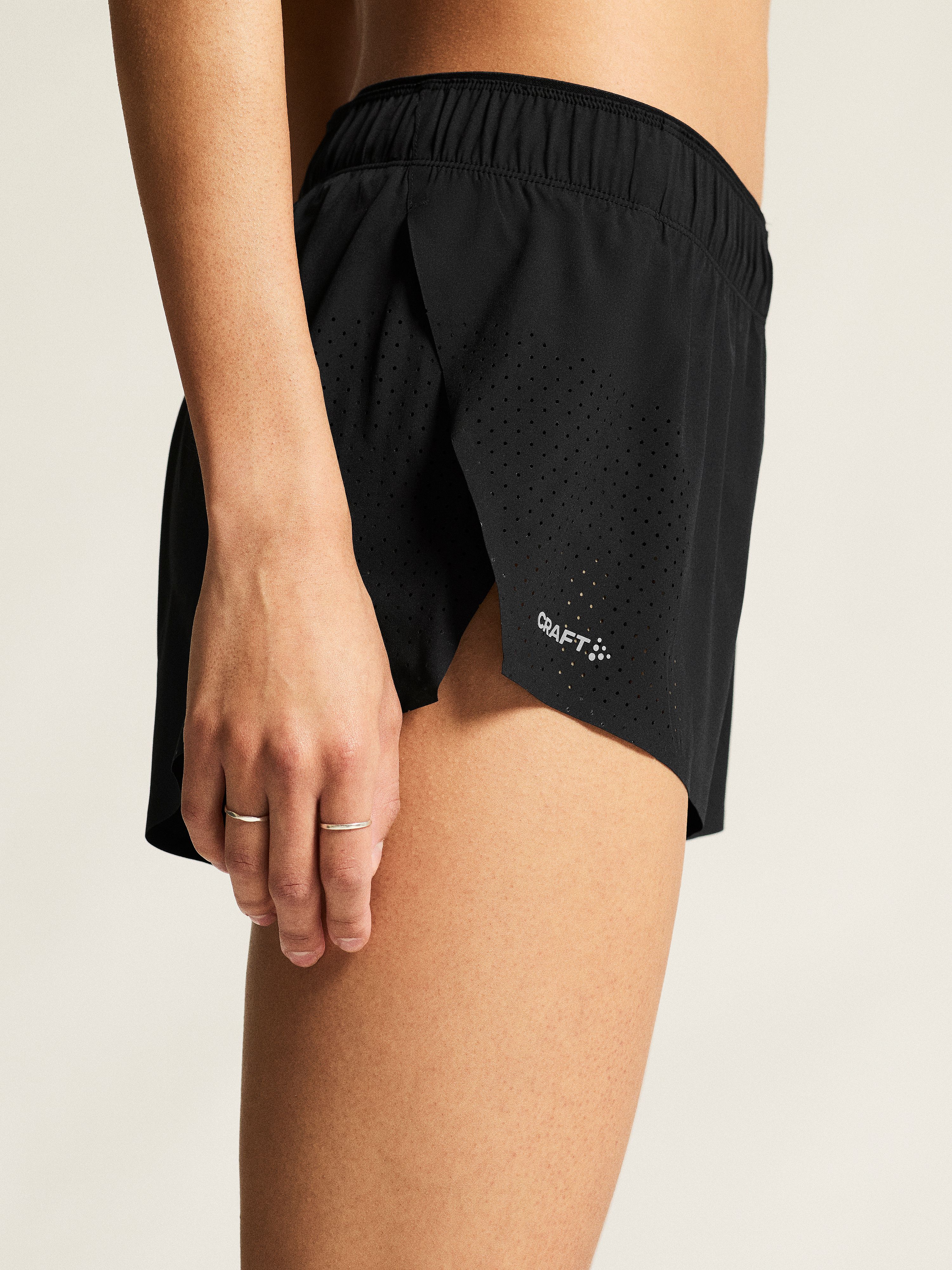 142714-Craft-race-day-split-2-hardloopbroek-kort-dames-black-afbeelding-8