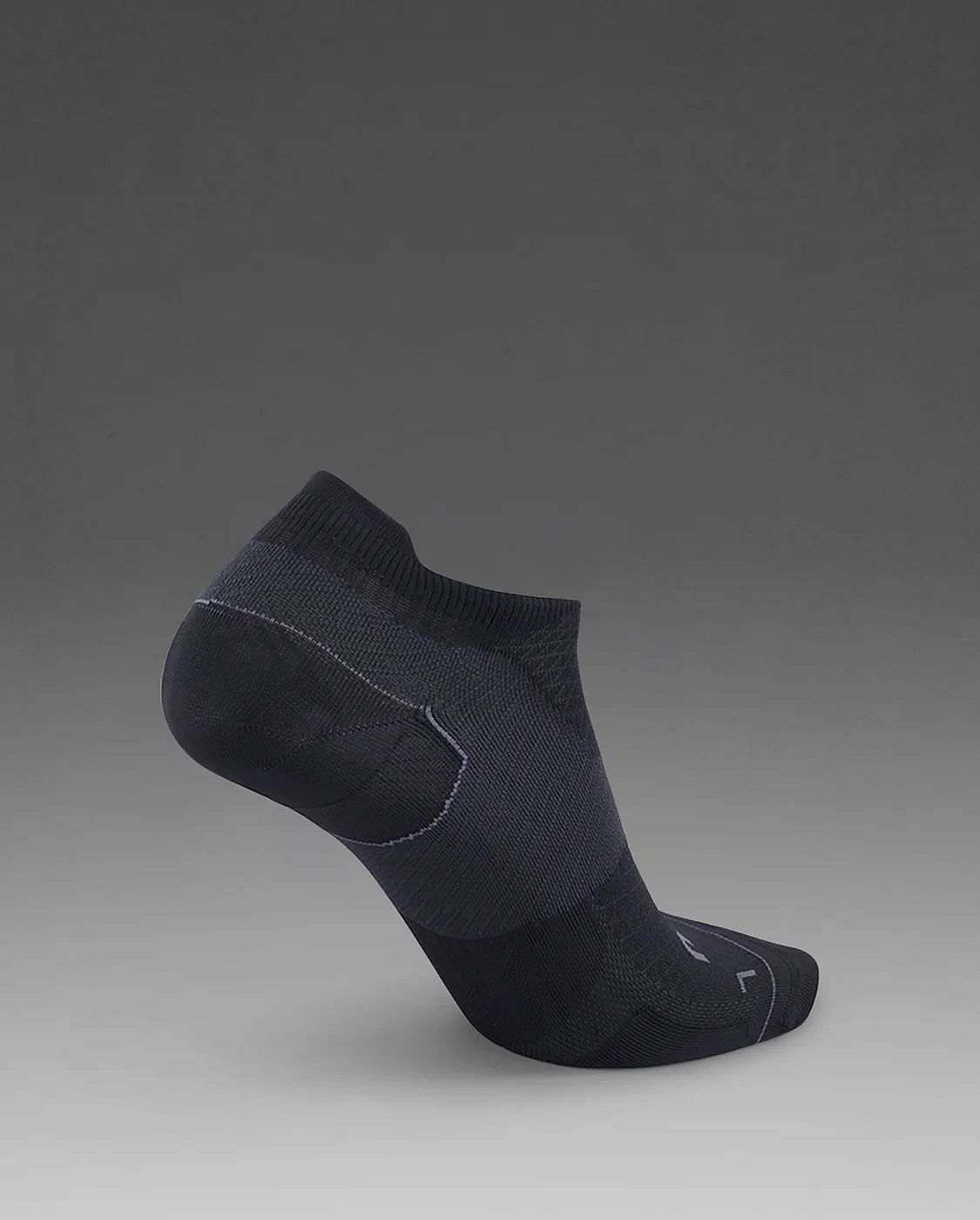 113711-2XU-Vectr-Ultralight-No-Show-hardloopsokken-BlackTitanium-Unisex-afbeelding-2