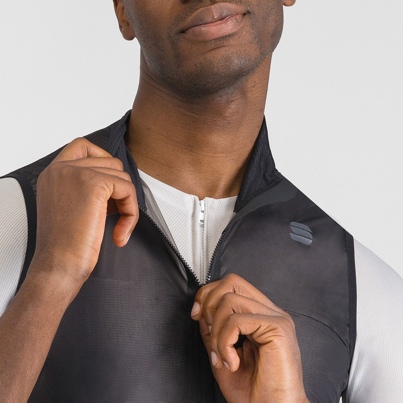 142068-Sportful-light-air-vest-black-heren-afbeelding-4