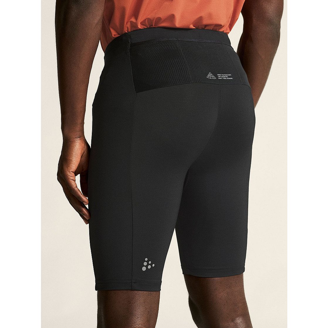115658-Craft-PRO-Trail-hardloopbroek-kort-2-zwart-heren-afbeelding-5