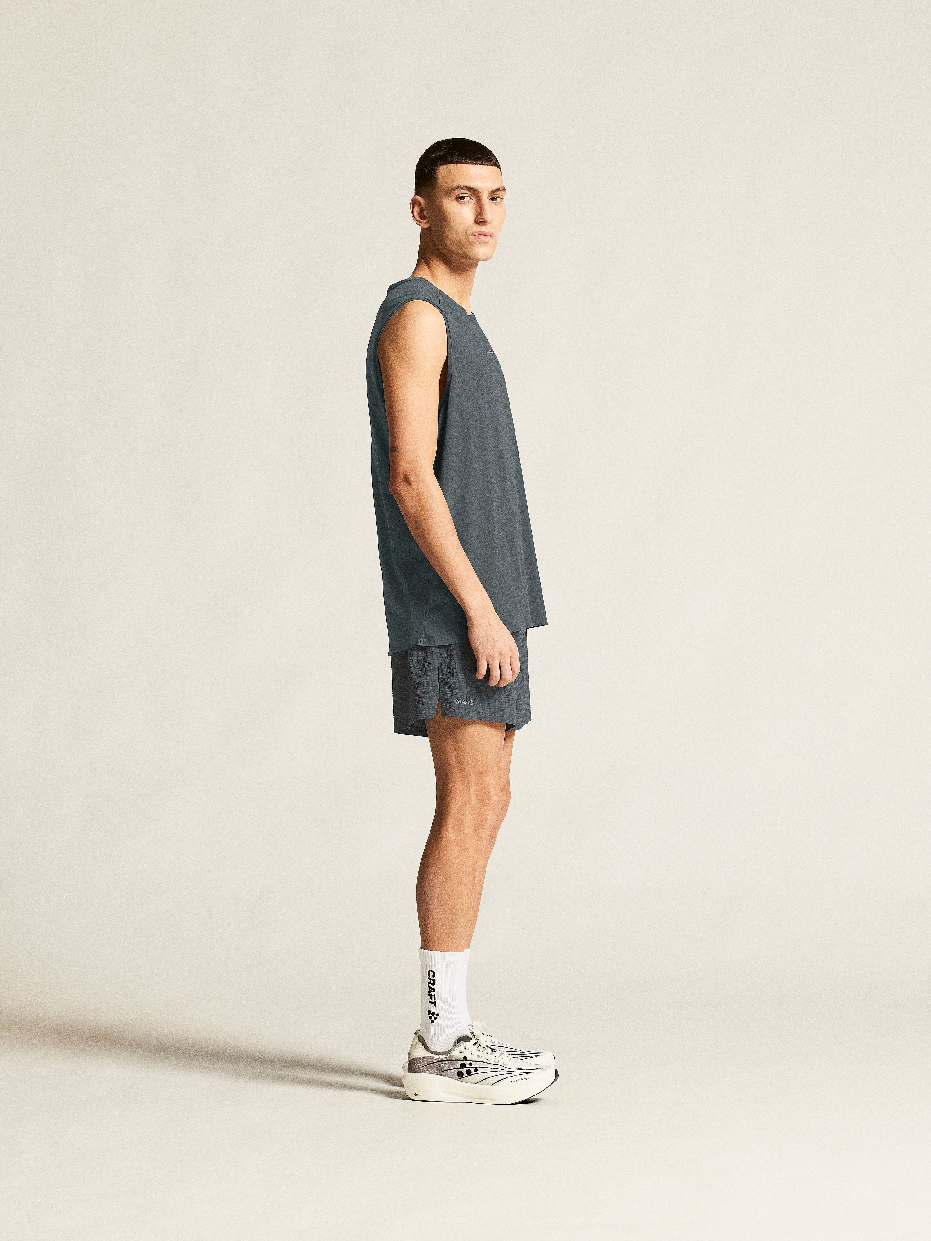 142458-Craft-hypervent-mouwloos-heren-norit-afbeelding-4