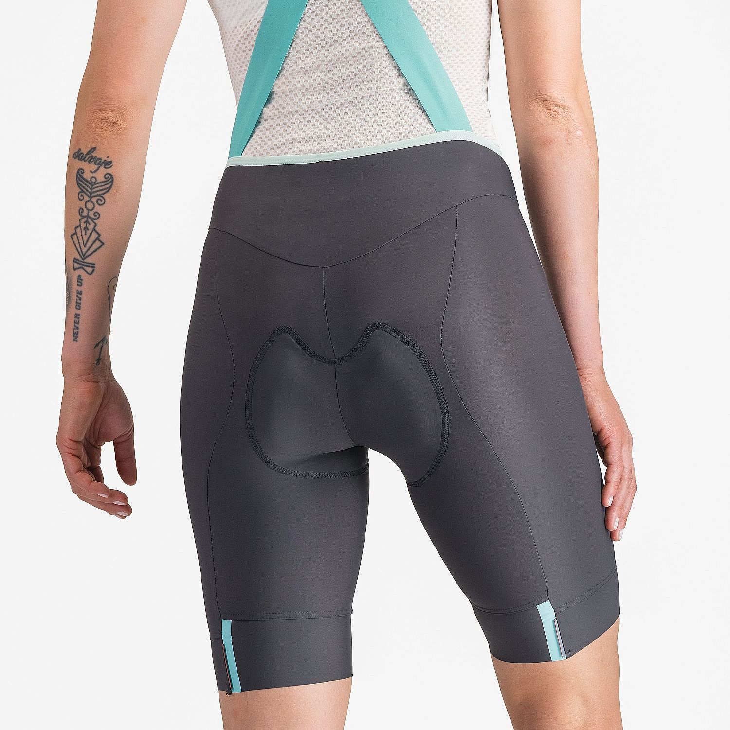 110630-Castelli-Prima-2-DT-bibshort-grijs-dames-afbeelding-4