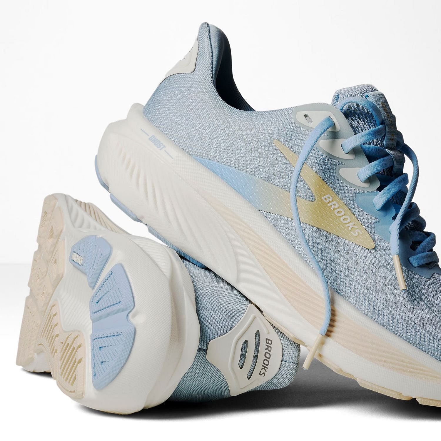 122072-Brooks-Ghost-17-hardloopschoenen-SkywayCoconutSand-dames-afbeelding-3