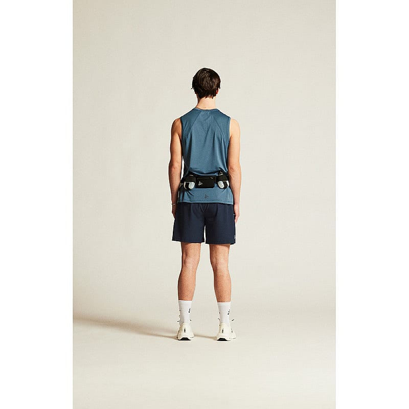 120131-Craft-ADV-Essence-2-hardloopshirt-mouwloos-blauw-heren-afbeelding-4