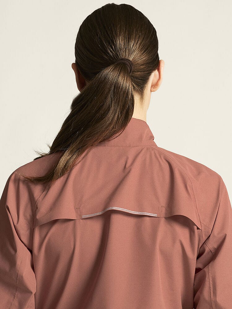 120019-Craft-Core-Endurance-Hydro-2-fietsjack-oranje-dames-afbeelding-5