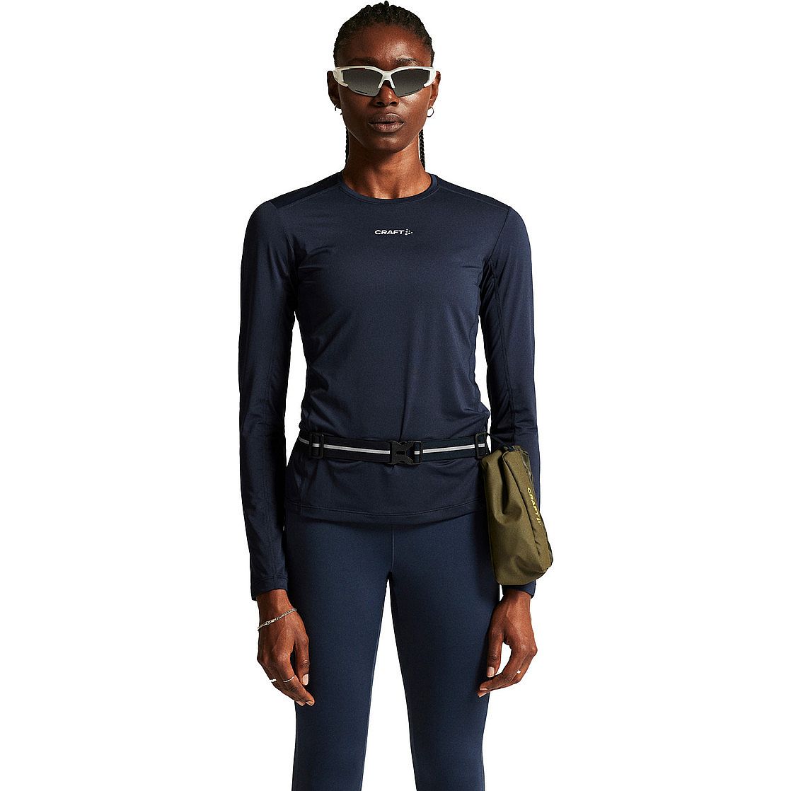115215-Craft-ADV-Essence-2-hardloopshirt-lange-mouw-donkerblauw-dames-afbeelding-2
