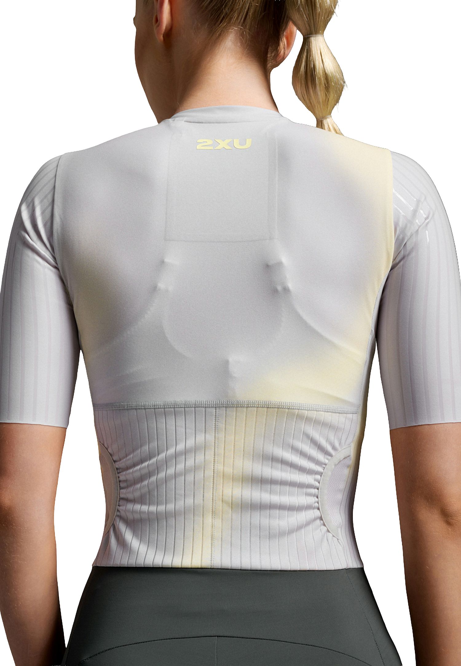 141914-2XU-Light-speed-react-trisuit-korte-mouw-Lemon-IceJupiter-dames-afbeelding-7