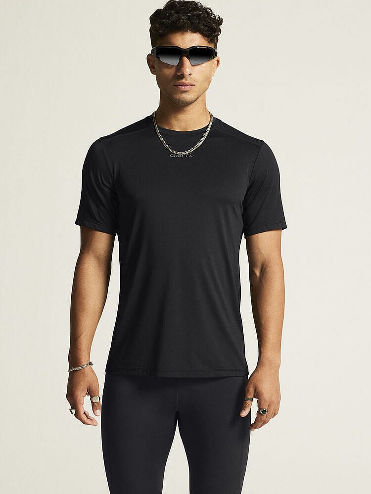 115309-Craft-ADV-Essence-2-hardloopshirt-korte-mouw-zwart-heren-afbeelding-2