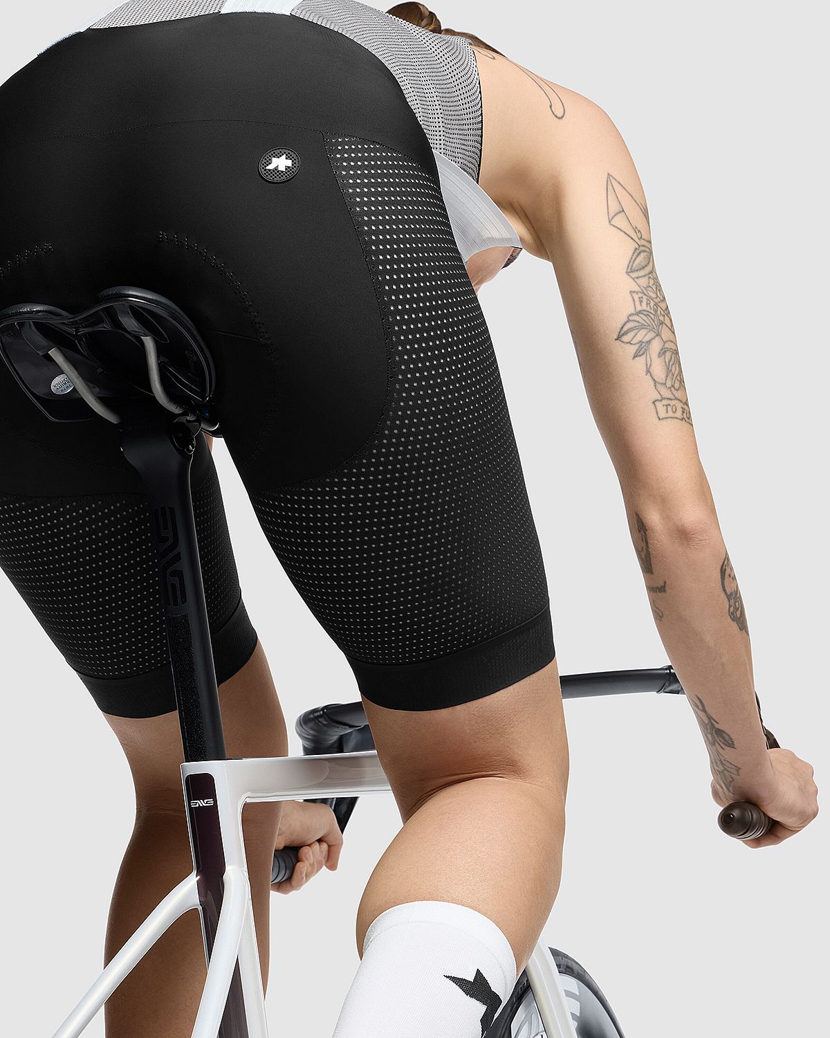 146173-Assos-Mille-GT-Indoor-Bib-Shorts-S11-Black-Series-dames-afbeelding-6