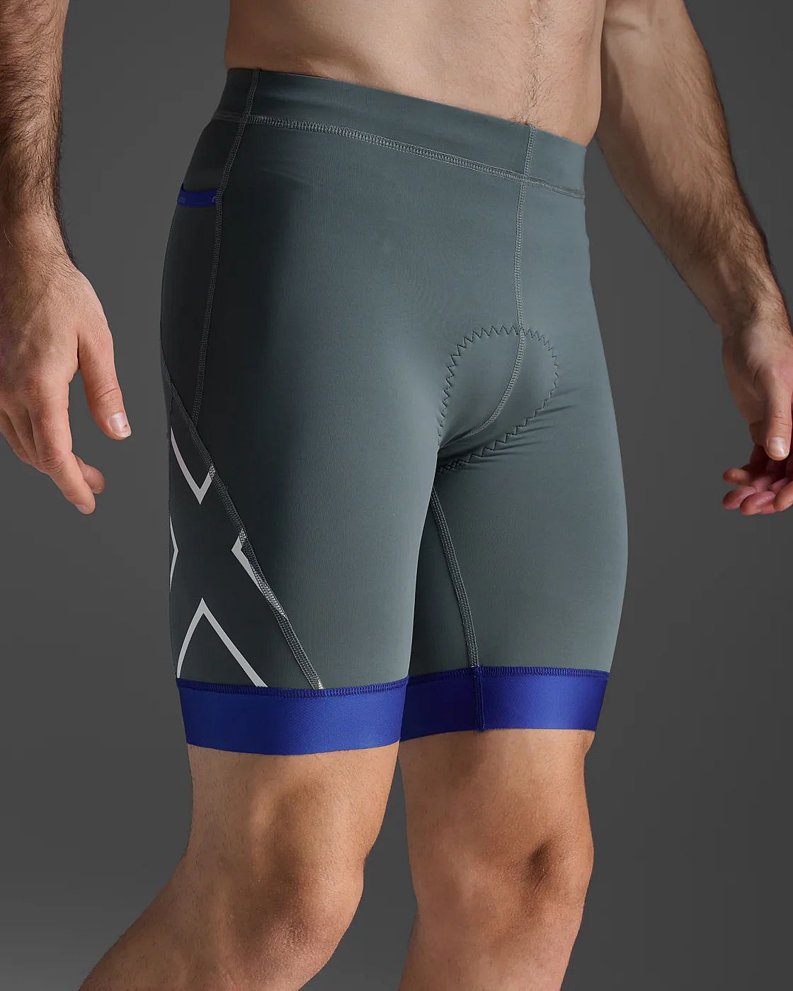 113392-2XU-Core-Tri-8-Inch-Shorts-Azure-BlueMidnight-Heren-afbeelding-2