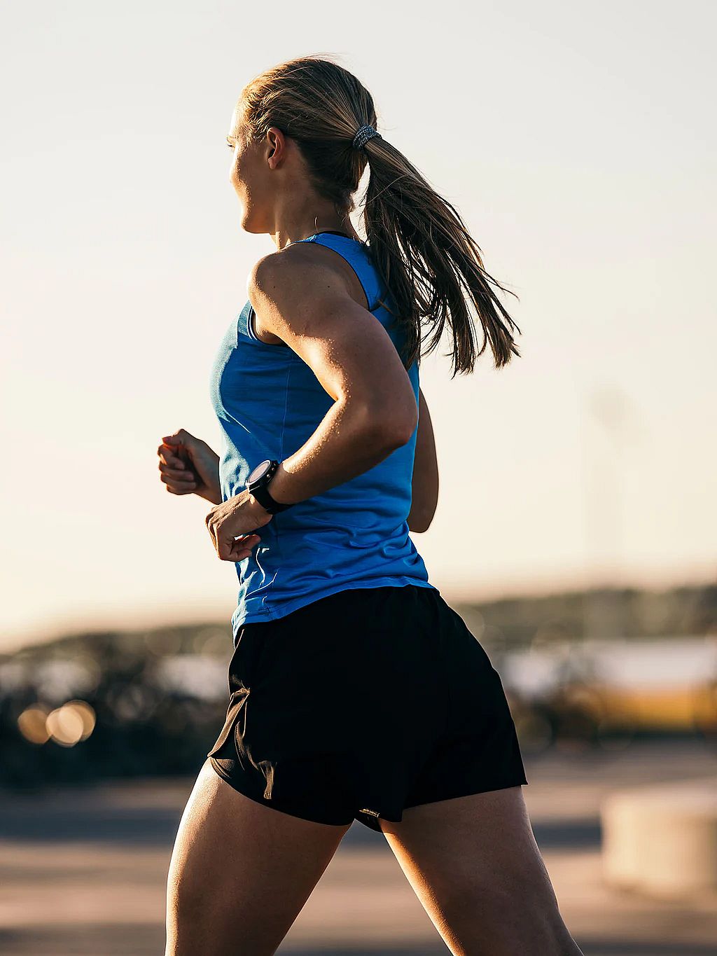 94444-Fusion-Run-Shorts-zwart-dames-afbeelding-3