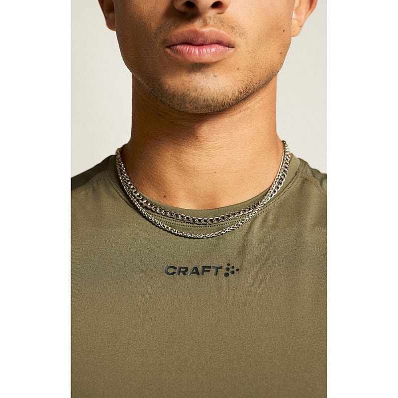 120134-Craft-ADV-Essence-2-hardloopshirt-mouwloos-groen-heren-afbeelding-6