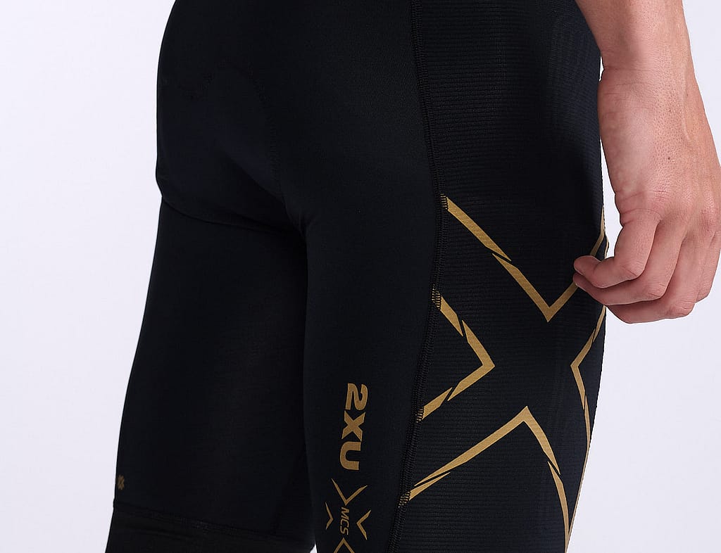 87928-2XU-Light-speed-trisuit-korte-mouw-zwart-heren-afbeelding-4
