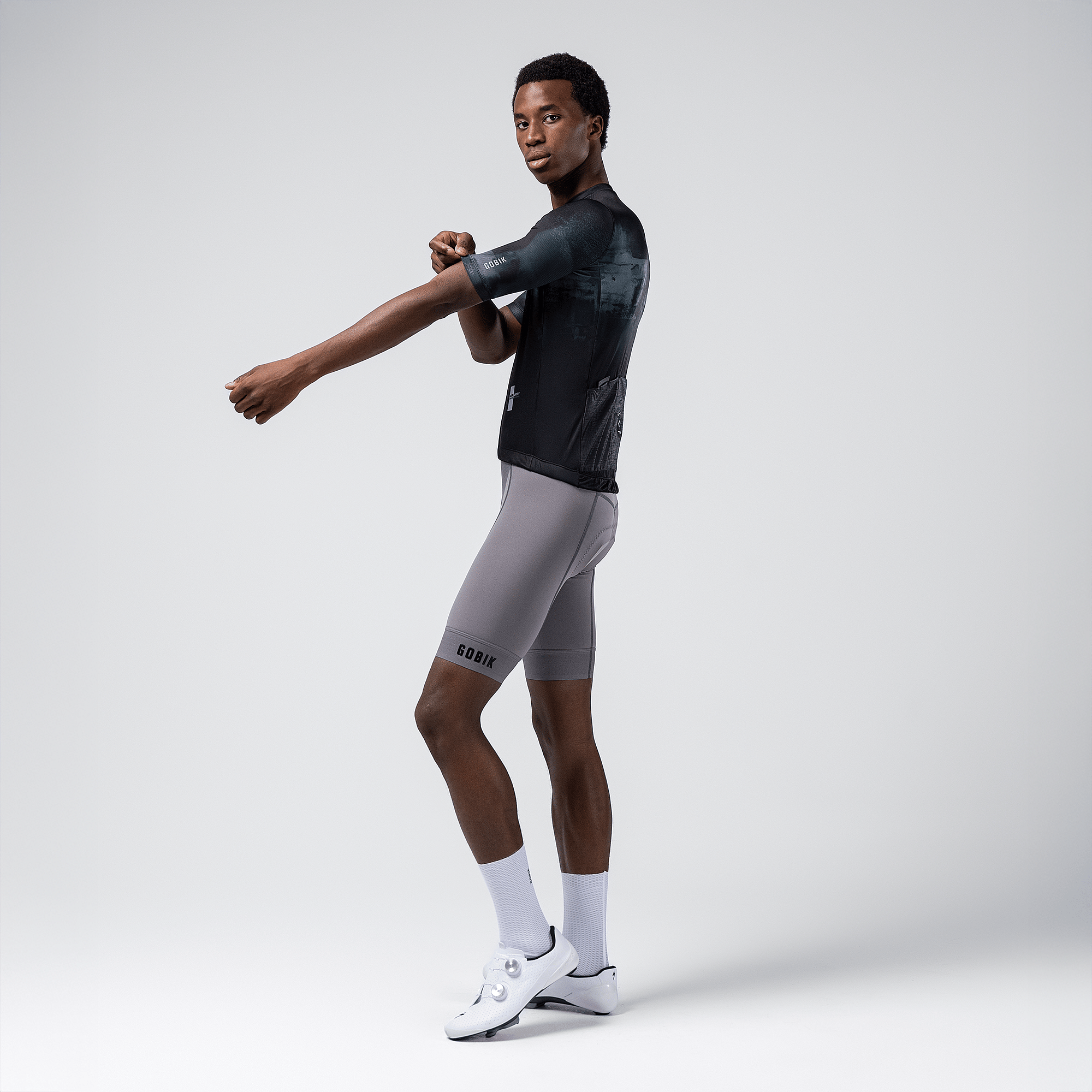 141403-Gobik-fietsshirt-korte-mouw-stark-blackcurrant-heren-afbeelding-6