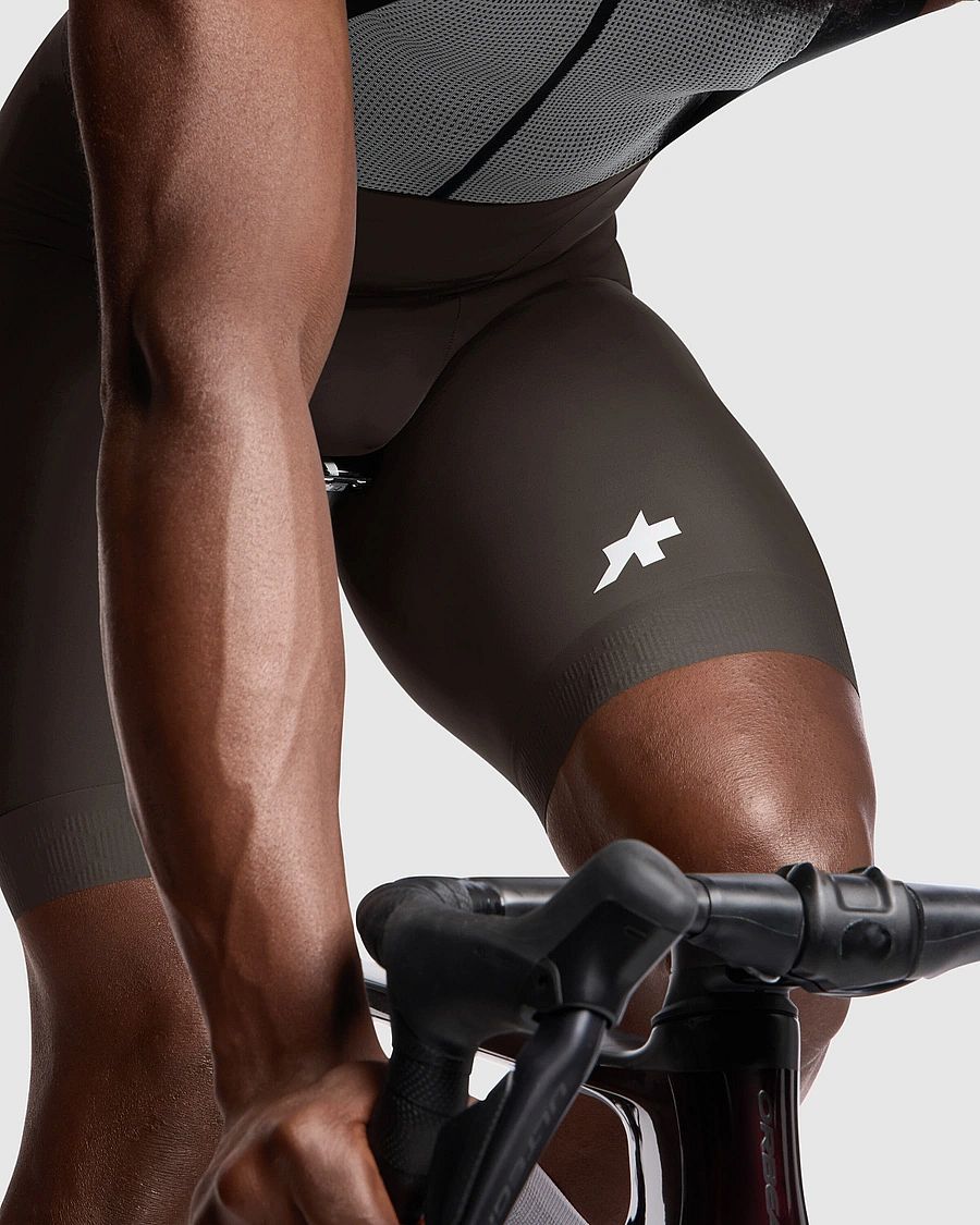 123591-Assos-Mille-GT-Bib-Short-S11-Wild-Brown-heren-afbeelding-7