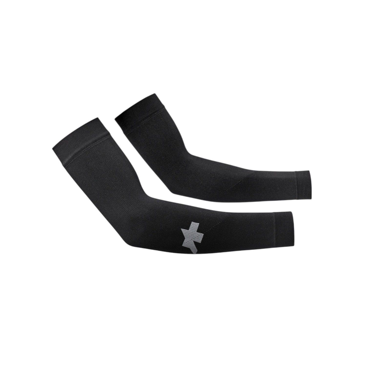 140314-Assos-Summer-Arm-UV-Protector-P1-zwart-unisex-afbeelding-2