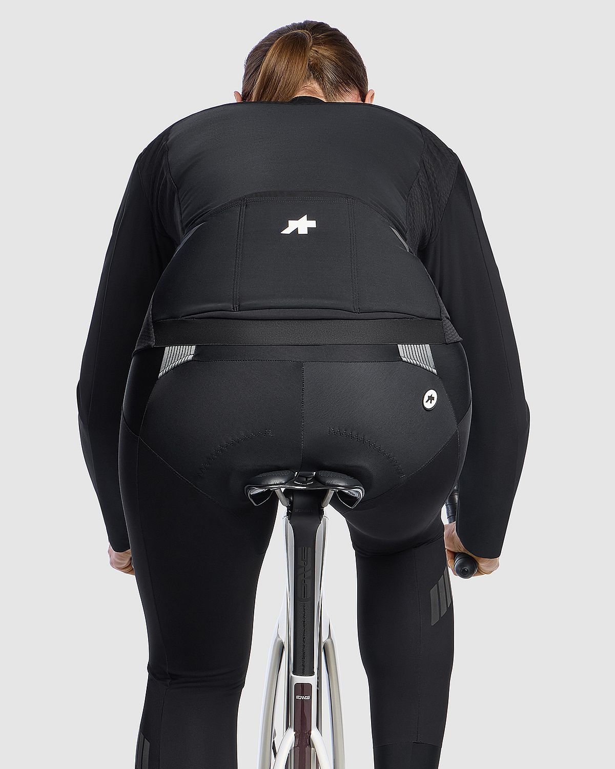 146087-Assos-Mille-GT-Ultraz-Winter-Jacket-S11-EVO-Black-Series-women-afbeelding-6
