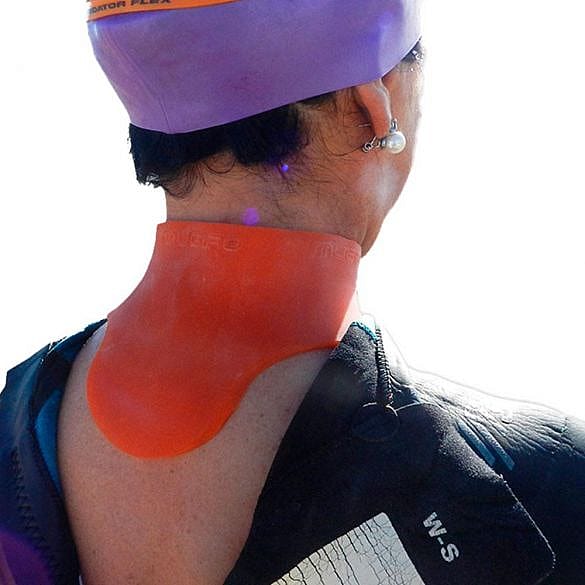 58879-Mugiro-wetsuit-nekbeschermer-oranje-afbeelding-2