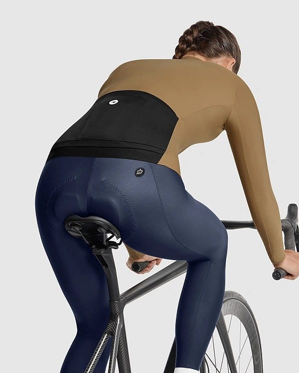 118712-Assos-UMA-GT-springfall-fietsshirt-lange-mouw-C2-bronze-ash-dames-afbeelding-8