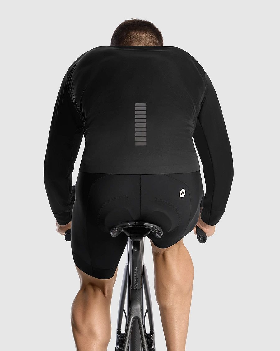 112774-Assos-Mille-GT-shell-jacket-S11-zwart-heren-afbeelding-5