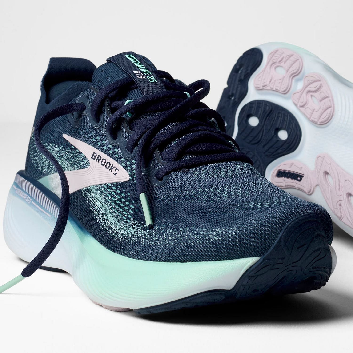 122005-Brooks-Adrenaline-GTS-25-hardloopschoenen-SpellboundYuccaPink-dames-afbeelding-3