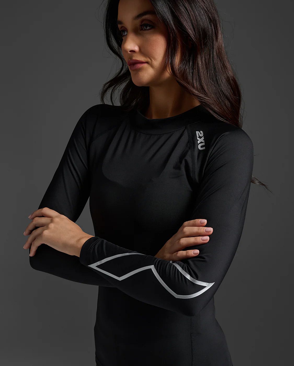 113658-2XU-Igniton-Compression-hardloopshirt-lange-mouw-BlackSilver-Dames-afbeelding-4