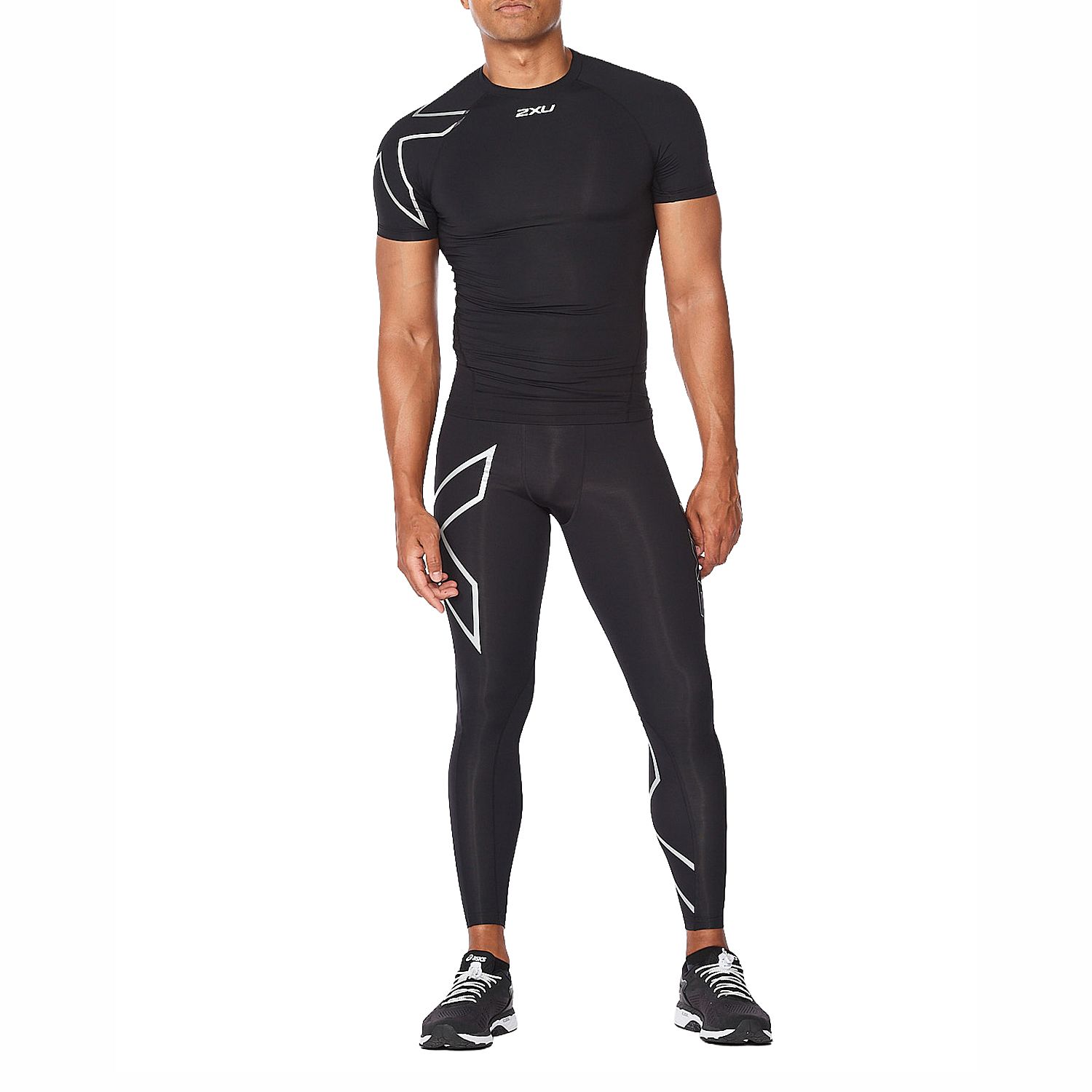 141812-2XU-Core-Compression-hardloopshirt-korte-mouw-BlackSilver-heren-afbeelding-9