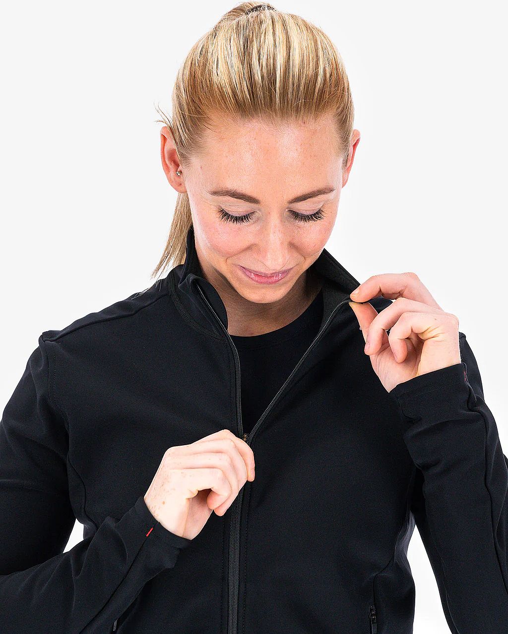 94875-Fusion-Recharge-Full-Zip-Jacket-zwart-dames-afbeelding-4