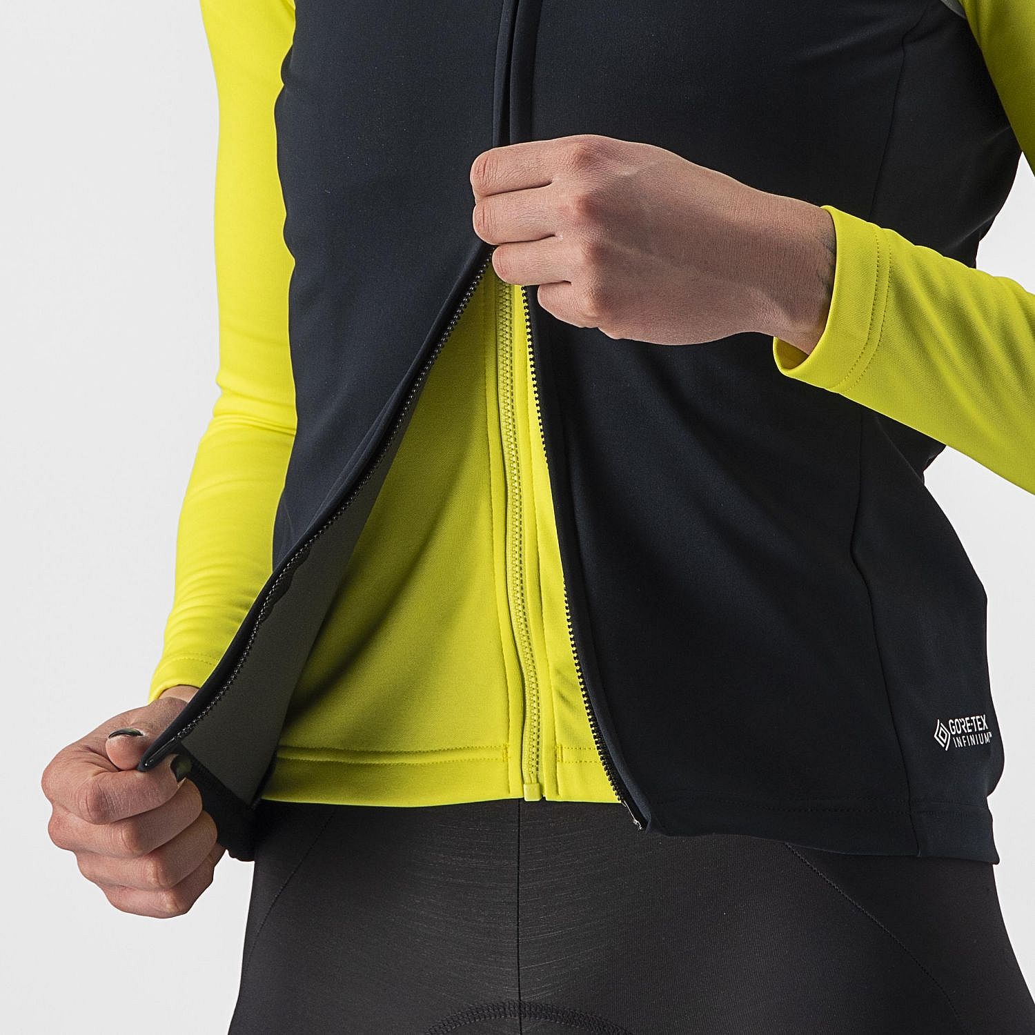 82153-Castelli-Perfetto-RoS-2-fietsvest-mouwloos-zwart-dames-afbeelding-3