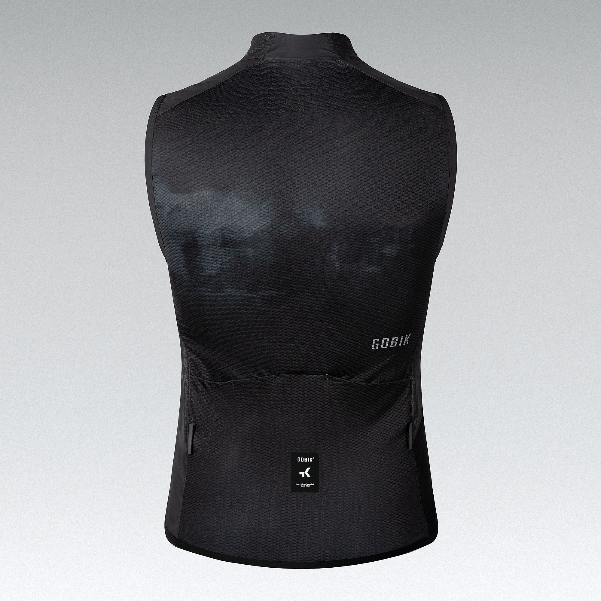 141593-Gobik-fietsvest-plus-2.0-blackcurrant-heren-afbeelding-2