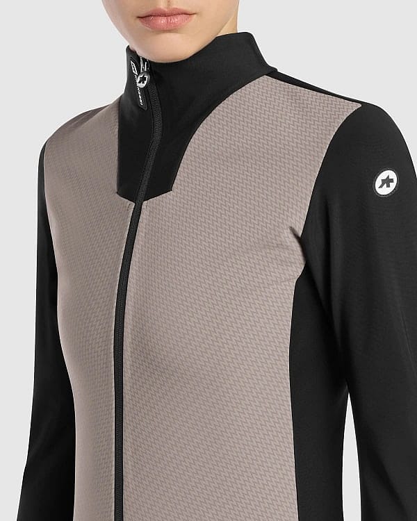 118668-Assos-Uma-GT-Hashoogl-S11-winter-fietsjack-dune-sand-dames-afbeelding-8
