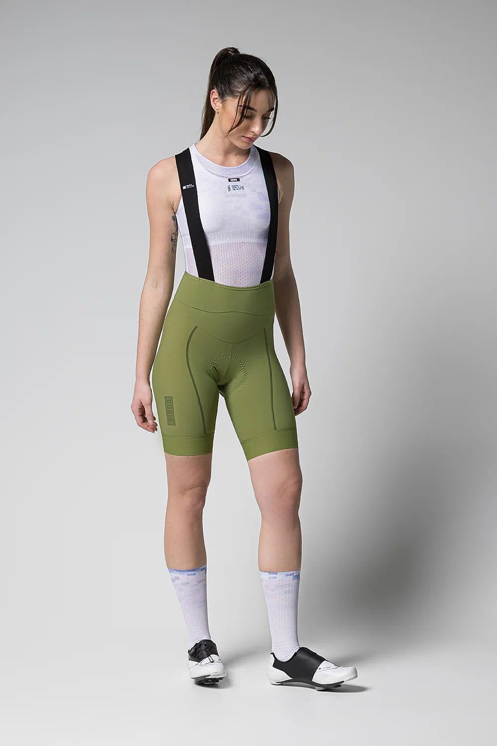 115533-Gobik-Matt-2.0-bibshort-olive-green-dames-afbeelding-3